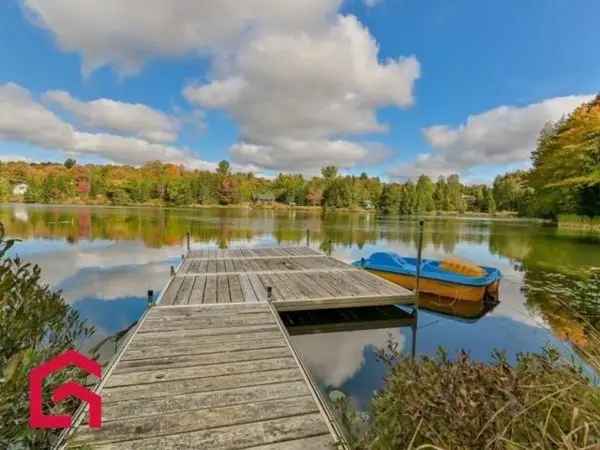 Lakefront Bungalow for Sale 3 Bedrooms 2 Bathrooms Laurentides