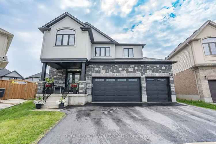 House For Sale in Kitchener, Ontario