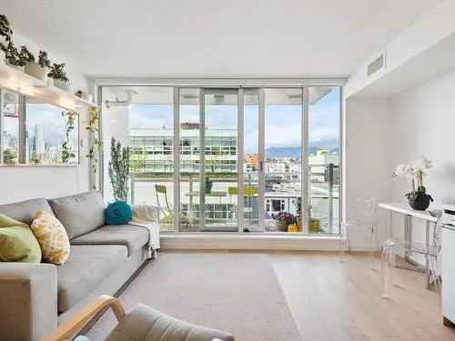 Designer Studio Vancouver Stunning City Views Luxe Upgrades