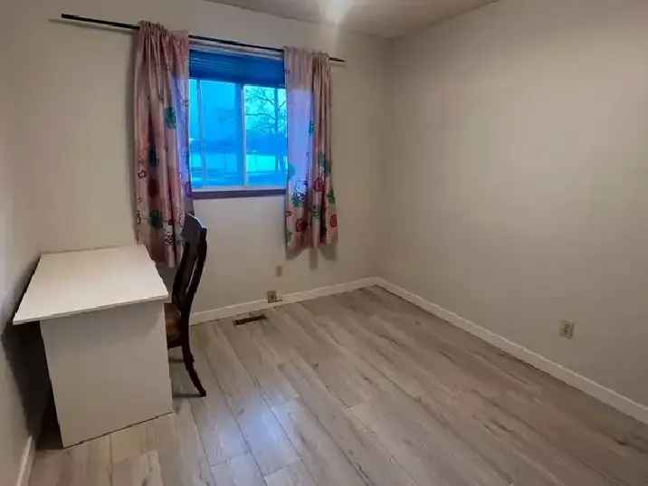 Bedroom for Rent All Utilities Included Furnished