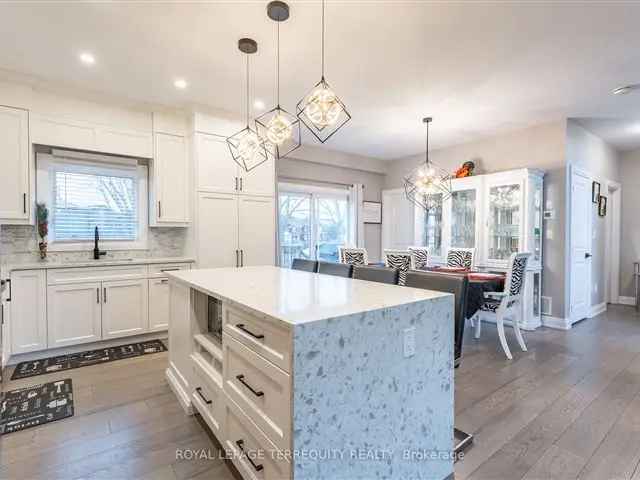 Contemporary Custom Home in Downtown Port Colborne