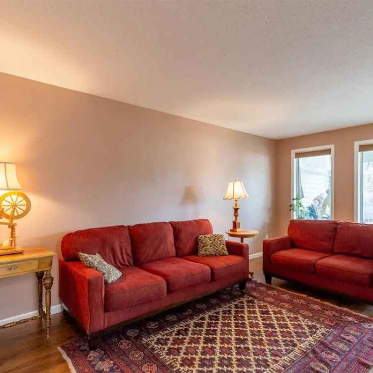 3 Bed 1 Bath 1-2 Duplex for Sale