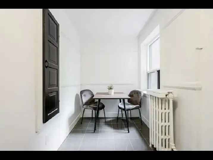 1 Bedroom Apartment for Rent - 210 Wychwood Avenue