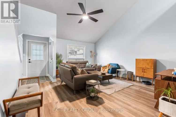 Bright 3-Bedroom Condo in Brighton Updated Kitchen and Deck