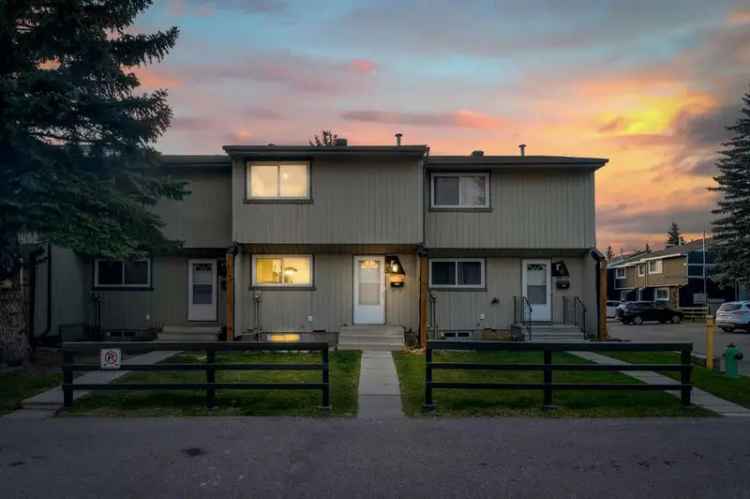 House For Sale in Calgary, Alberta