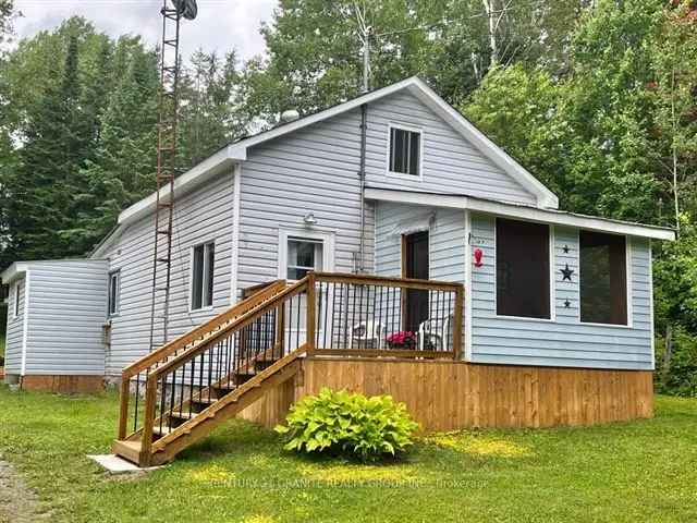 1 Bed 1 Bath Bungalow on 3 Acres Near Bancroft