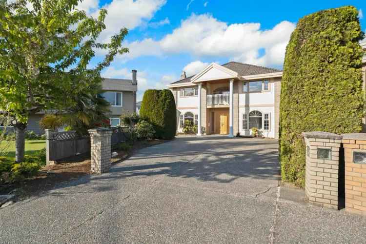 Broadmoor House for Sale 6 Beds 55 Baths Triple Garage