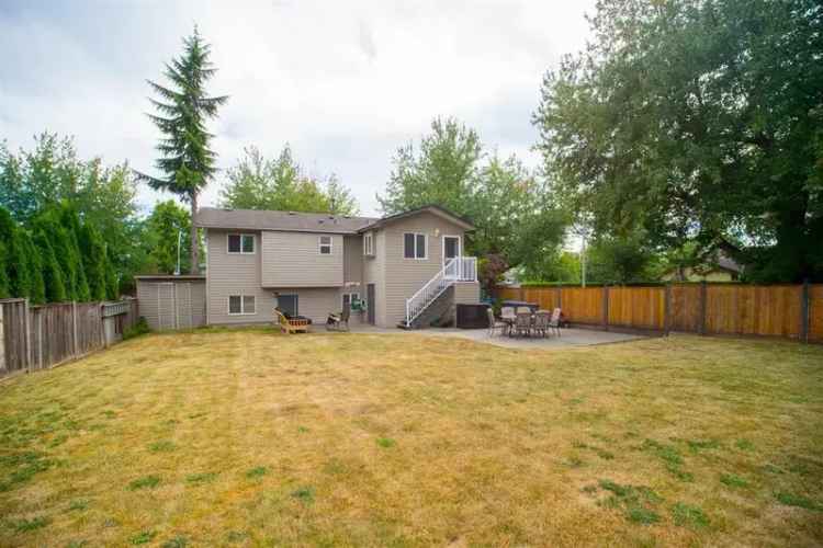 Cloverdale BC House for Sale 4 Beds 2 Baths 7183 sqft lot