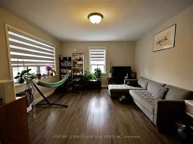 House For Rent in Richmond Hill, Ontario