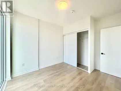 1 room apartment of 337 m² in Toronto