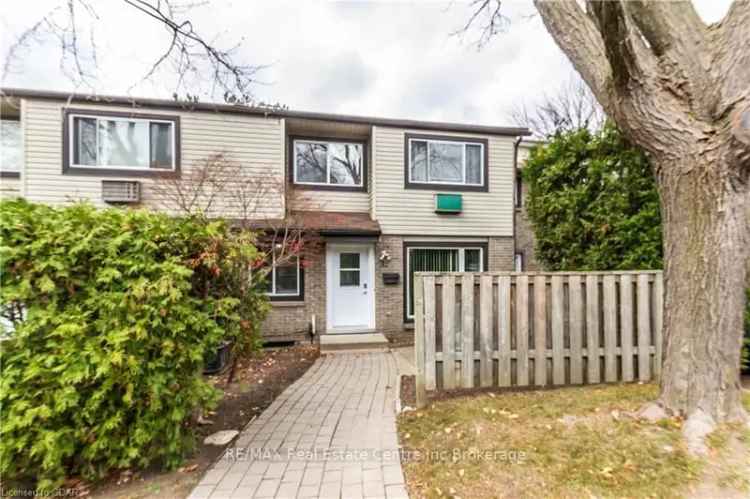 House For Sale in Guelph, Ontario