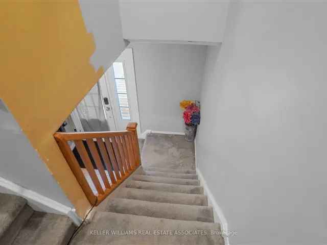 Charming Brampton Townhouse 3 Bed 2 Bath Freehold New Decks