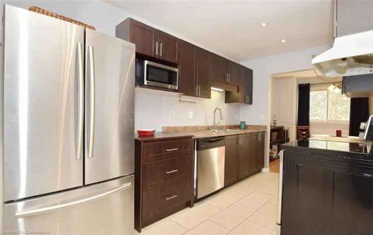 3 Bed 3 Bath Condo Townhome in Oshawa Near Schools and Transit