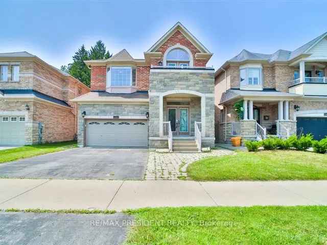 4+1 Bedroom Detached Home with Finished Walkout Basement