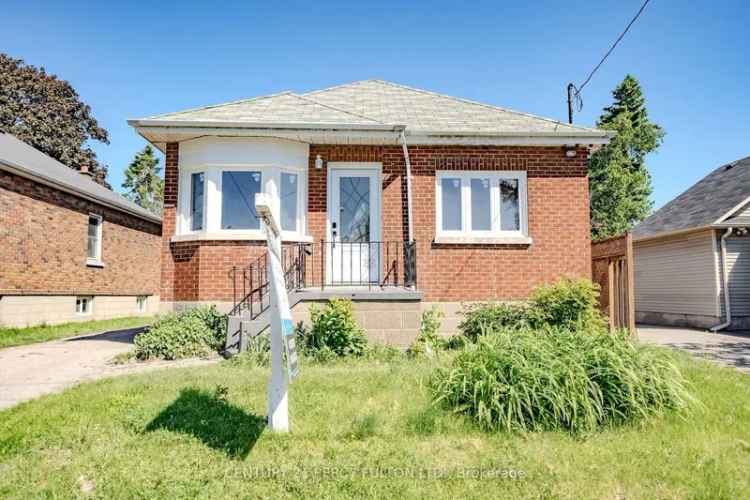 House For Sale in Oshawa, Ontario