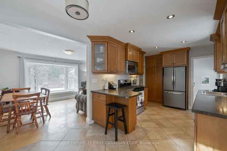 House For Sale in Toronto, Ontario