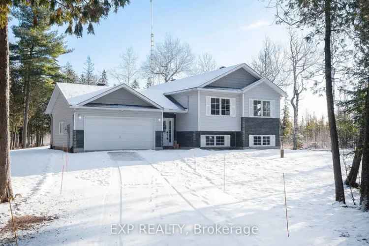 House For Sale in 883, Pinery Road, Montague, Ontario