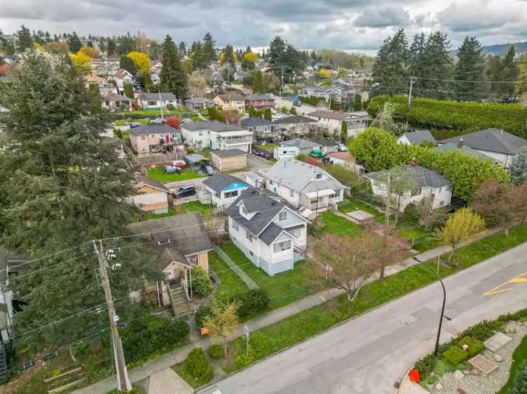 Sapperton House for Sale 6 Beds 2 Baths Detached Garage