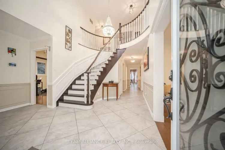 4 1 Bedroom Detached Home in East Heart Lake 4100 Sqft