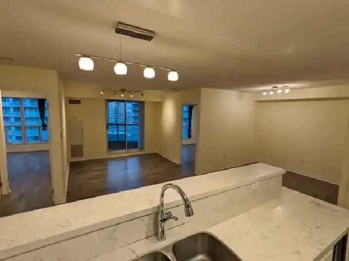 2 1 bedroom 2 bath CONDO 5min walk from FINCH STATION - City of