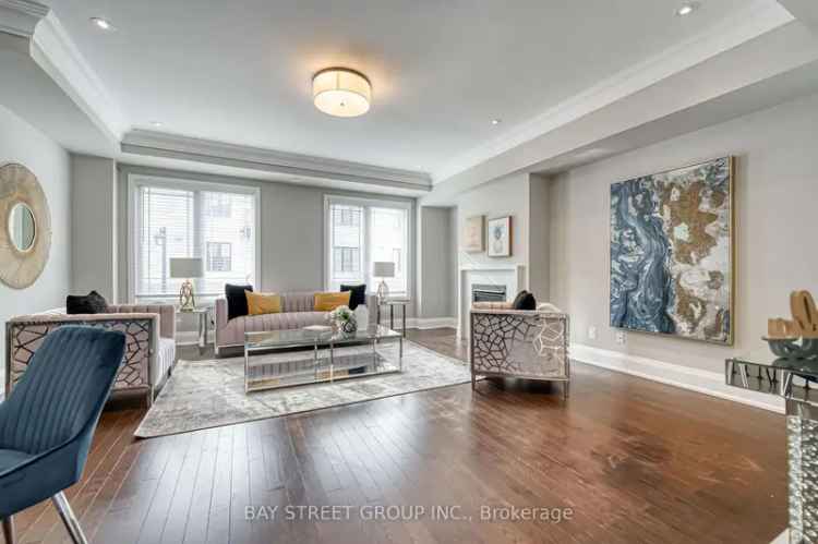 Buy Luxury Townhouse in Richmond Hill with Modern Features and Upgrades