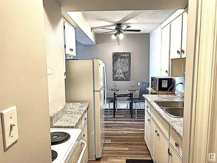 Edmonton River Valley View Condo - Move In Ready