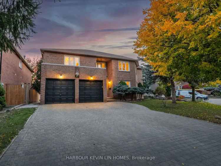 House For Sale in 37, Laser Court, Richmond Hill, Ontario