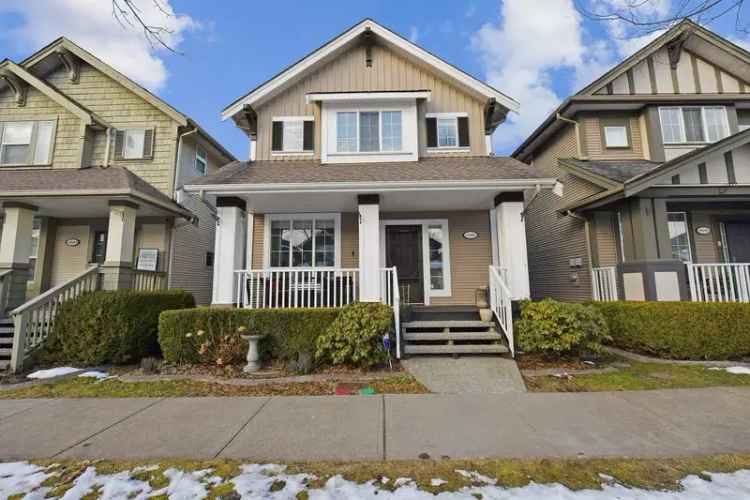 Foxridge Family Home 3 4 Baths Clayton Heights