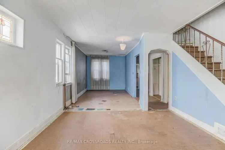 2 Story Brick House Renovation Project Near Yorkdale Mall
