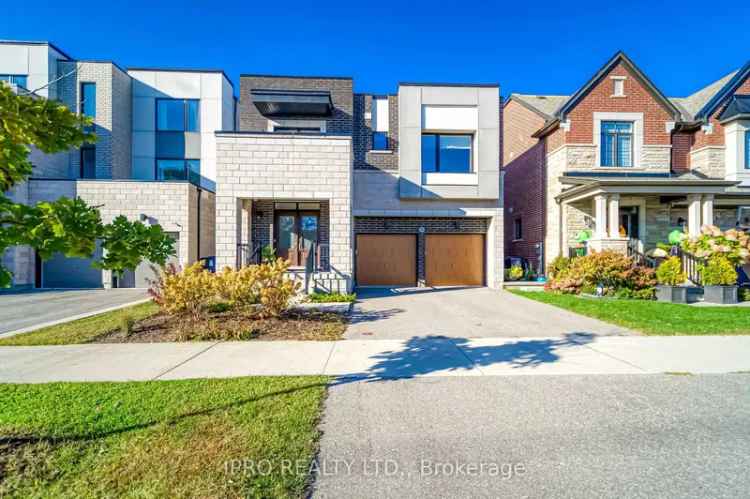 House For Sale in Toronto, Ontario