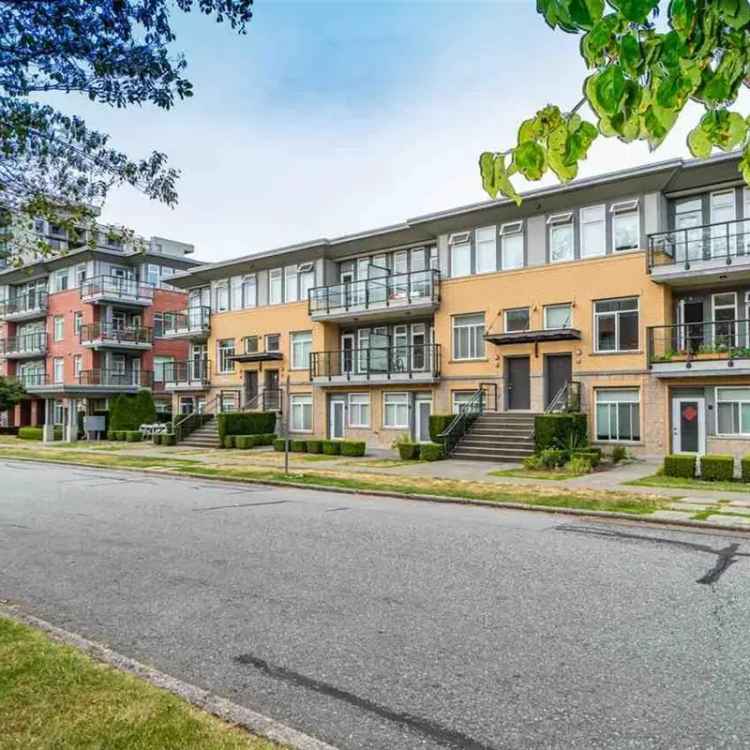 Rent Townhouse in UBC Village with Two Balconies and Garden View