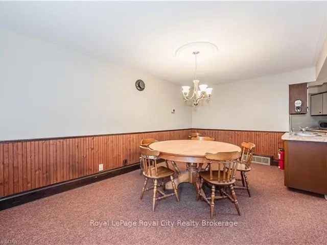 House For Sale in Guelph/Eramosa, Ontario