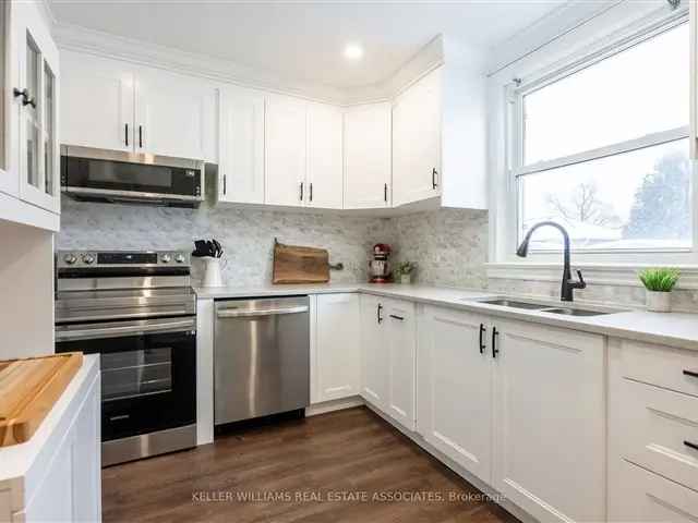 Stunning Renovated 1.5 Storey Home in Raleigh 2 Beds 2 Baths