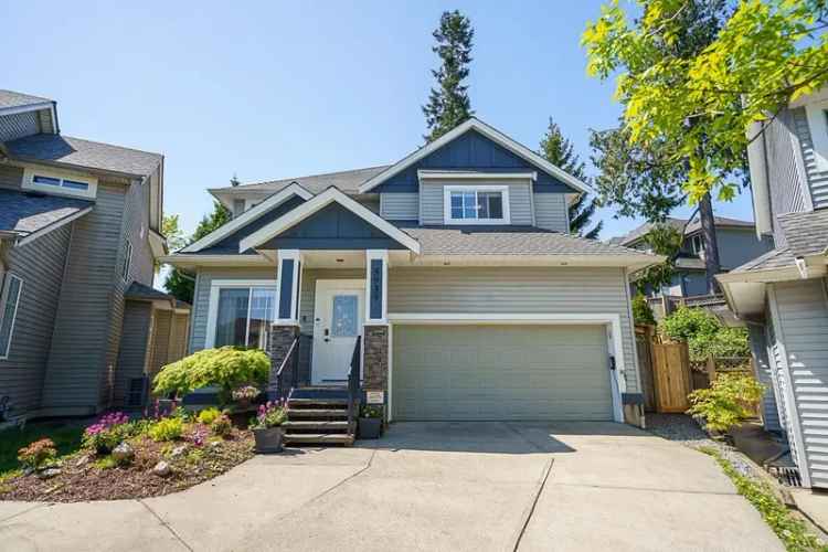 5 Bedroom Renovated Home in West Cloverdale