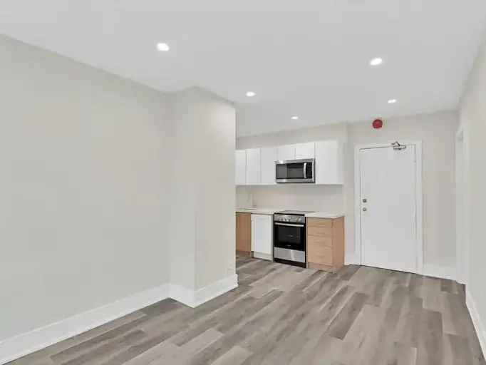 Apartment For Rent in Toronto, Ontario