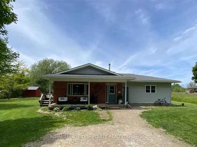 3 Bedroom Bungalow on 1 Acre Lot in Port Albert