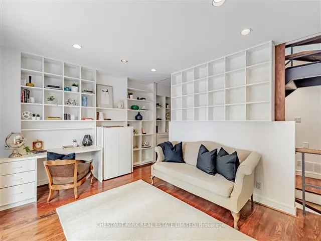 Yorkville Semi: Modern Living Steps From Parks and TTC