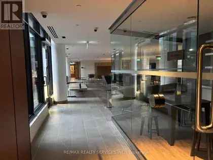 1 Bedroom 1 Bath 529 Sq Ft Modern Condo Toronto