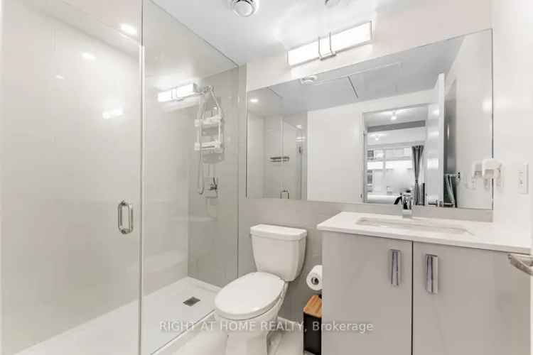 Condo For Sale in 3852-3854, Bloor Street West, Toronto, Ontario