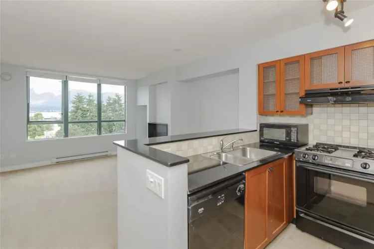 Downtown Vancouver Condo for Sale in Gastown