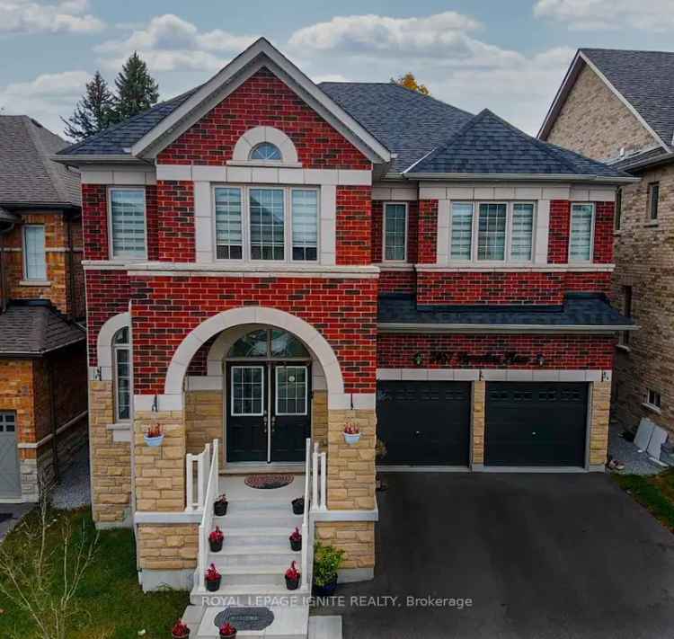 House For Sale in Pickering, Ontario