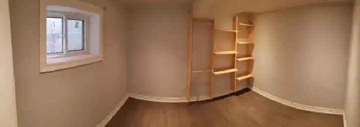 Apartment for Rent in Scarborough Bluffs with Modern Features