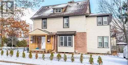 Duplex for Sale in Barrie with Investment Potential and Double Lot Features