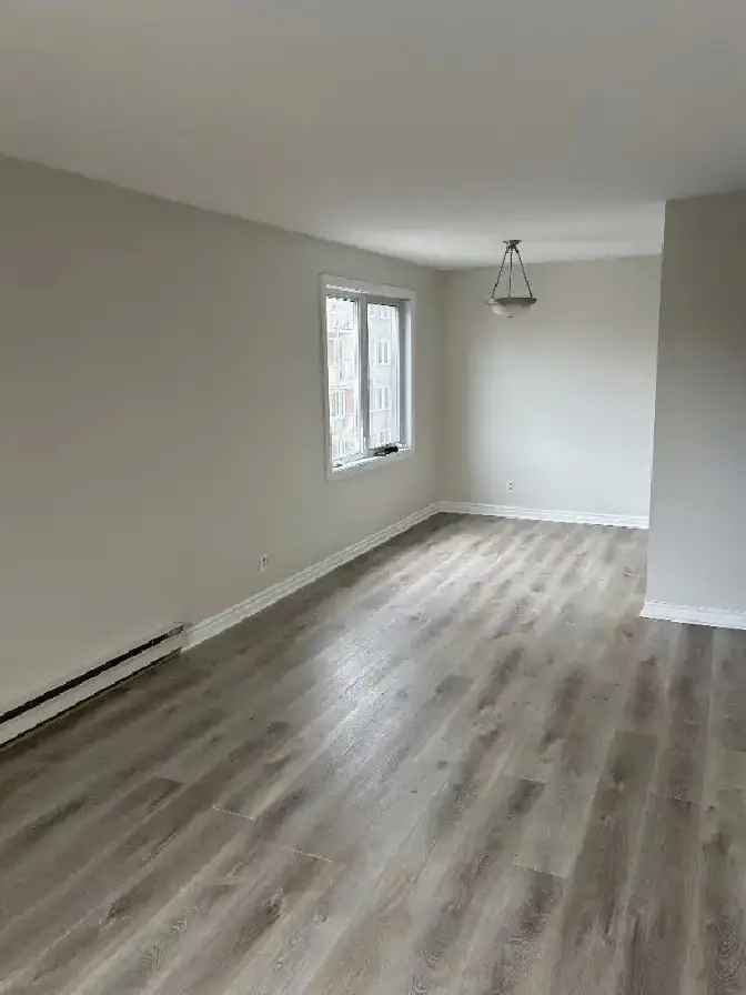 Quiet 2 Bedroom Condo -just renovated