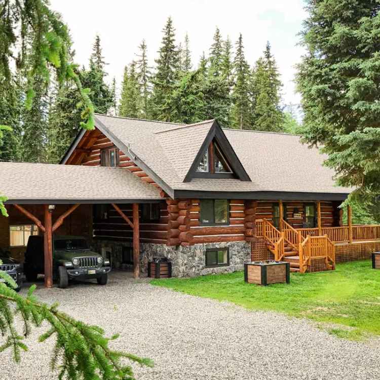 Luxury Log Home on 10 Acres Hobby Farm Ready