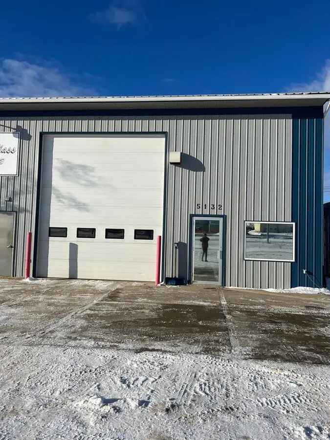 Industrial For Sale in 5128, Main Street, Rocky Mountain House, Alberta