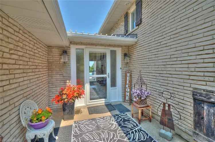 House For Sale in Niagara-on-the-Lake, Ontario