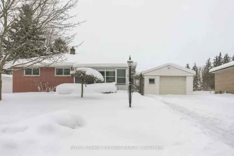 House For Sale in Thames Centre, Ontario