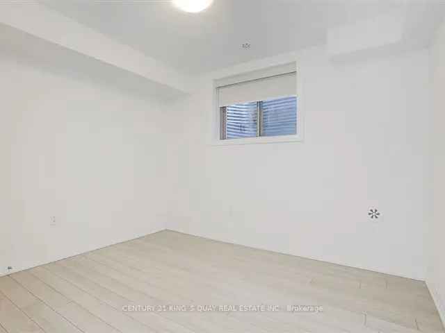 Bright Spacious End Unit Townhouse with 2 Legal Units