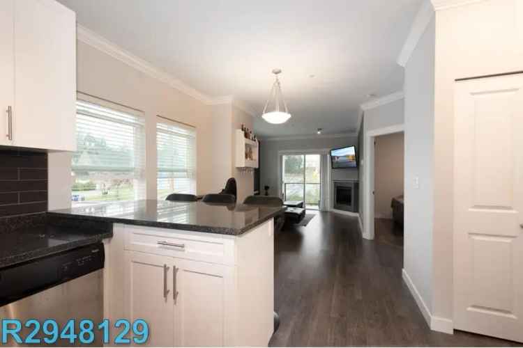 A $490,000.00 Apartment/Condo with 1 bedroom in West Central, Maple Ridge